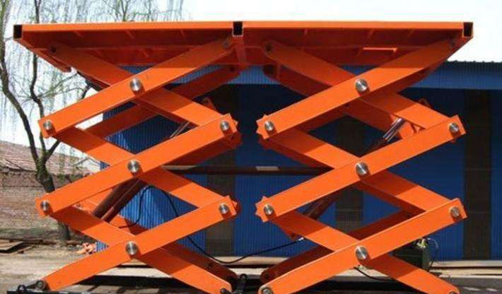 液壓升降平臺(tái)